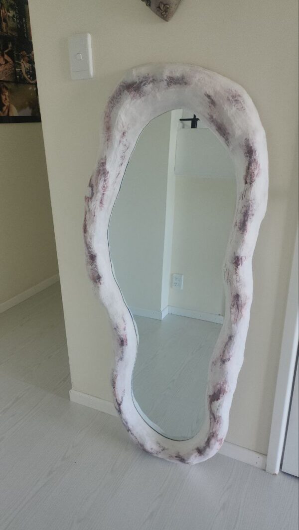 Wavy Mirror